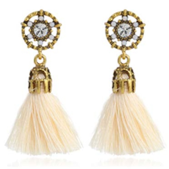 C.C. Boutique Jewelry - NWT Cream Beaded Dreamcatcher Boho Tassel Earrings